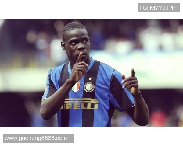 整容与足球双重身份的球星揭秘背后的励志与挑战