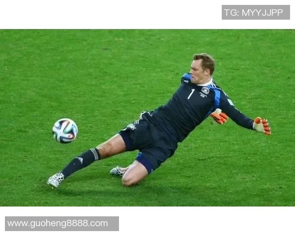 德国足球明星崛起之路：从贝肯鲍尔到诺伊尔的辉煌历程